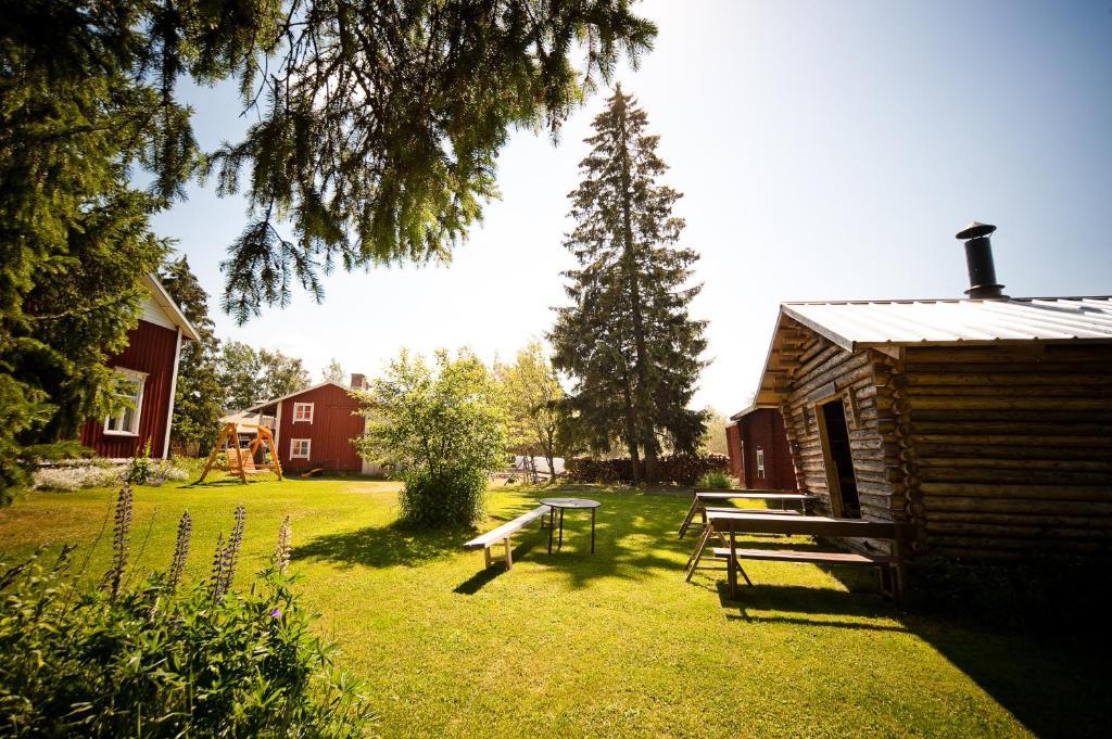 Hotel Maentylaen Tila Närvijoki Exterior foto