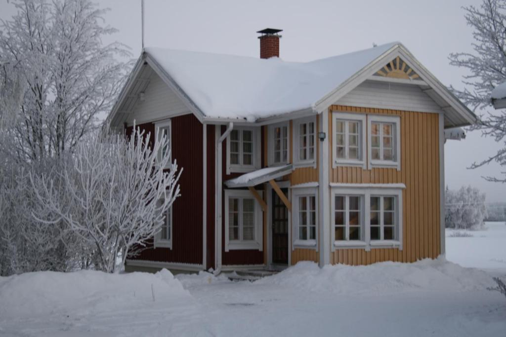 Hotel Maentylaen Tila Närvijoki Exterior foto